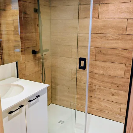 - Valset - App 8-10 Pers - Renovation Totale 2024 Апартаменти *