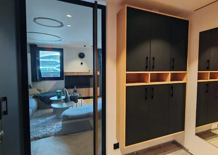 - Valset - App 8-10 Pers - Renovation Totale 2024 *