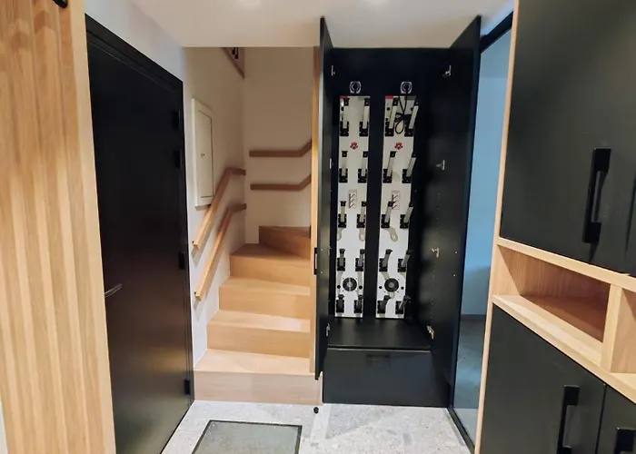 - Valset - App 8-10 Pers - Renovation Totale 2024